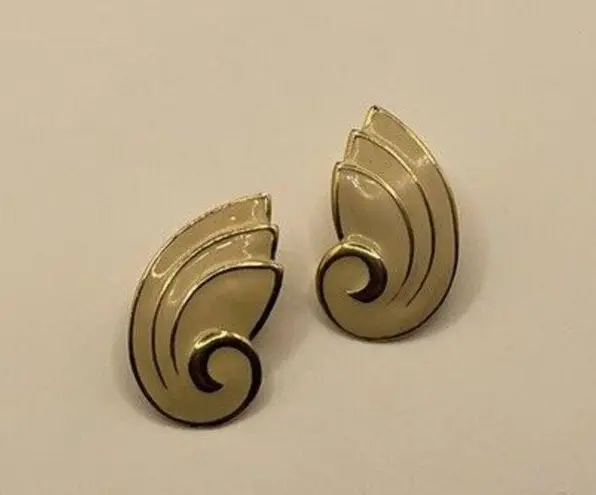 Crown Capier Cream Enamel Gold Tone Stripes HOOP CLIP On Earrings Screw On