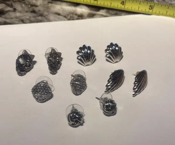 Lot Of 5 Silver Tone Stud Costume Earrings Pierced Studs - Image 7