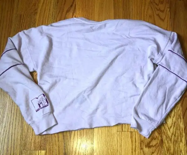 MTV cropped sweatshirt size medium
