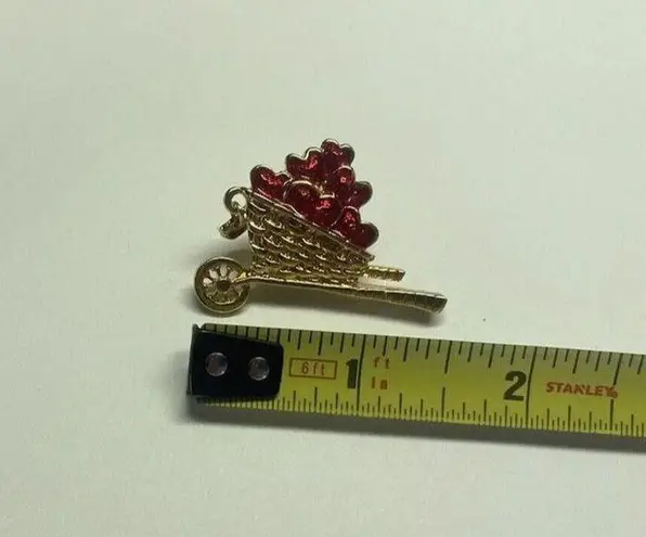 Gold Tone Heart Cart Rickshaw Pin Marked Avon Valentine’s Day