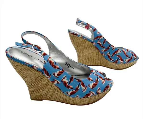 Audrey Brooke  Novelty Bird Peep Toe Espadrille Wedges