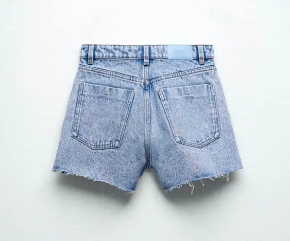 ZARA NWT  HIGH RISE DENIM SHORTS MID-BLUE