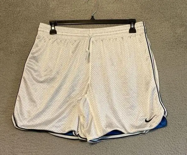 Nike  Shorts Womens Large 4" White Dri-Fit Basketball Training Gym Mesh 404909