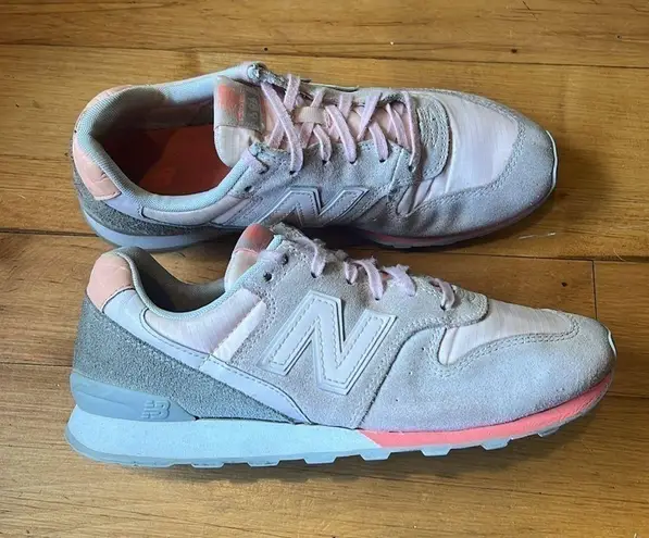 New Balance  696 Women Running Shoes Pink Gray Size 8B Suede WL696STG Sneakers