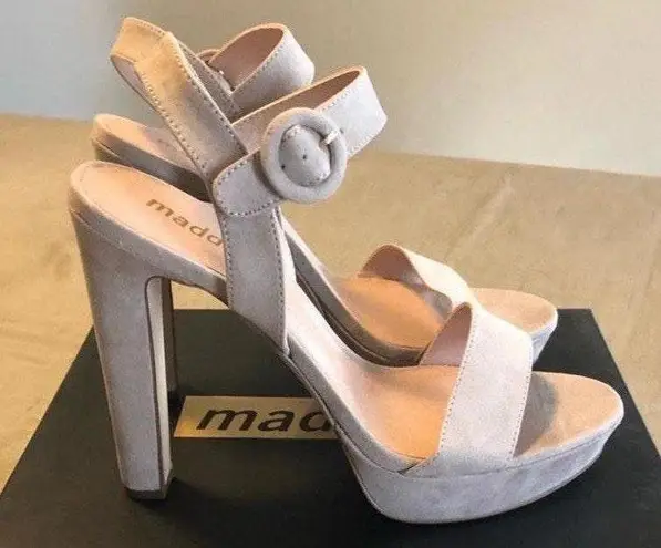 Steve Madden Madden NYC Nude Reese Platform High Heels-10