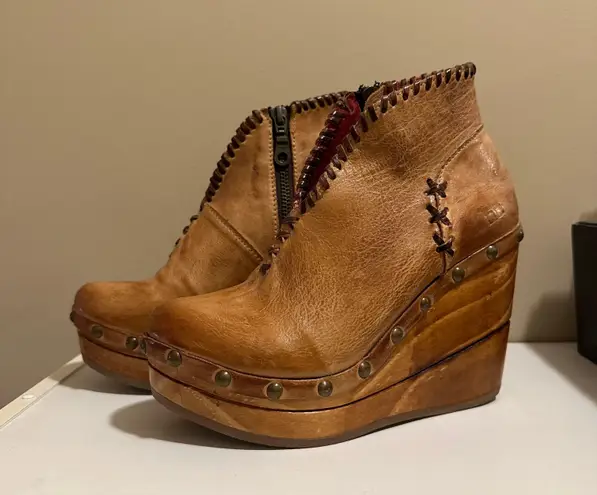 Bed Stu Marina Rustic Leather Wedges