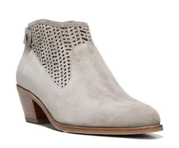 via spiga 💝HP!💝 NWOT! CHRISSY Bootie Gray Suede