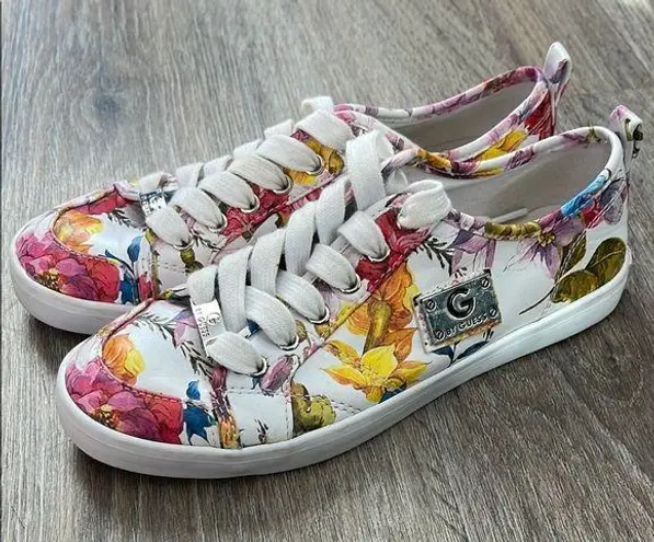 G by Guess Guess Floral Leather Shoes “Mallory” Size 5.5