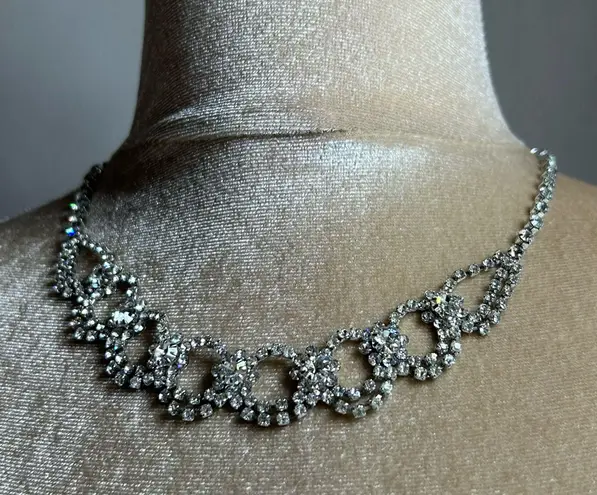 Bridal prom statement faceted rhinestones silver tone Necklace