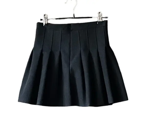 Pleated high waist Academia/UnionMini Skirt has lined shorts. Sz.M Size M