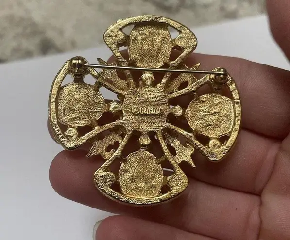 Beautiful Vintage Signed P.E.P. Brooch Pin Gold Tone / Faux Pearl