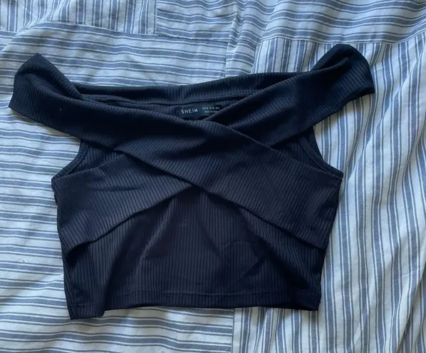 SheIn One Shoulder Cropped Top