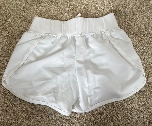 DICK'S Sporting Goods DSG white Shorts  - Image 2