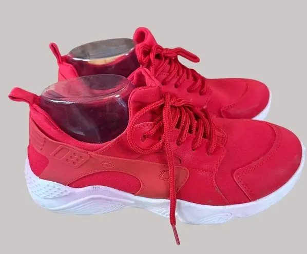 Just Be Women's Casual Fashion Sneakers White Soles Laces Red Size 7