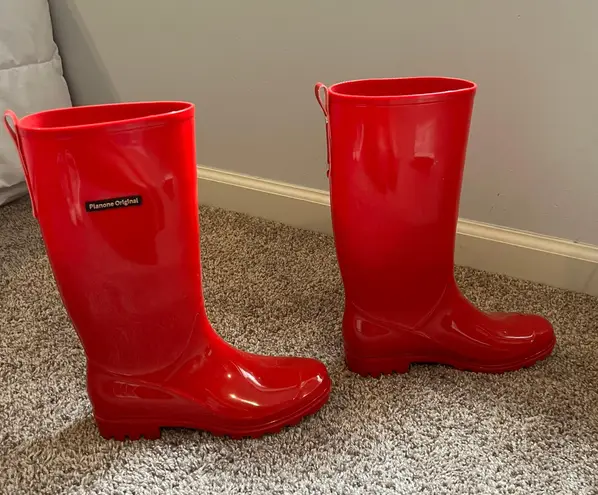 Red Rain boots Size 8.5