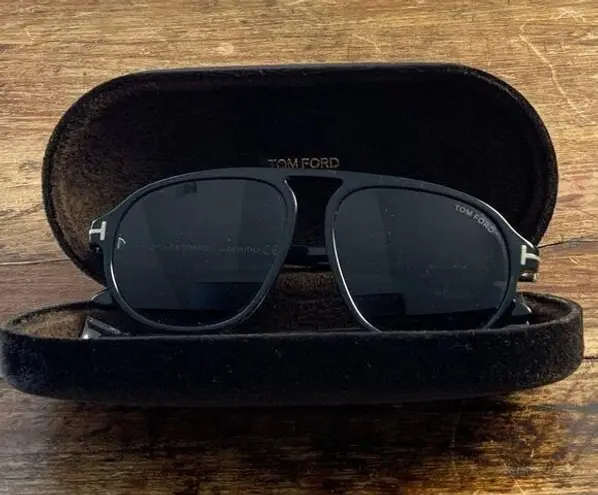 Tom Ford  Harrison FT 0755 Black/smoke sunglasses