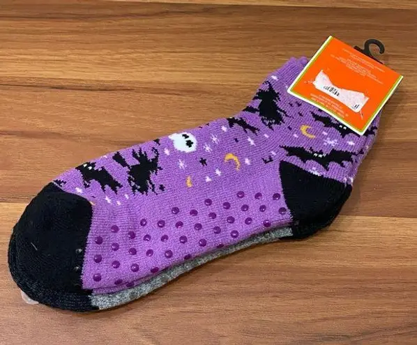Hallmark 2 pairs Witch Ghost Gnome Non-skid Halloween Anklet Socks Size 4-10