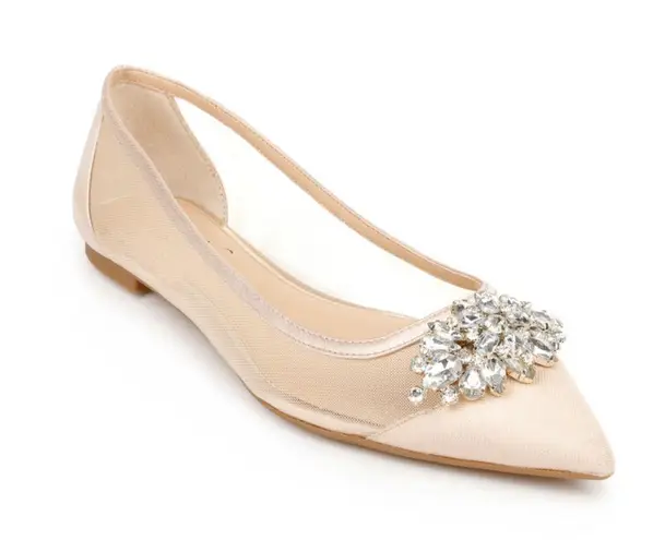 Badgley Mischka Jewel pointed toe flats size 10 nude/pink color
