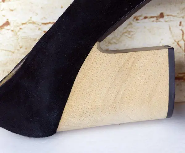 Acne Stack Wood Block Heel Suede Pump Women 40, 9 US Black Round Toe Pin Up Goth