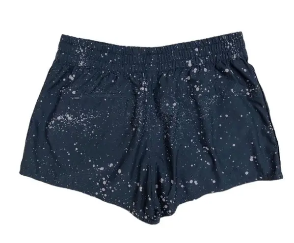 Vuori Dash 3" Shorts in Ink Splatter (dark blue/ grey)
Size XS