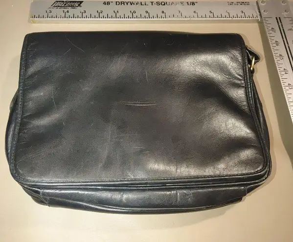 Hidesign Black Premium Leather Crossbody Bag Zip Adjustable Strap Compartments