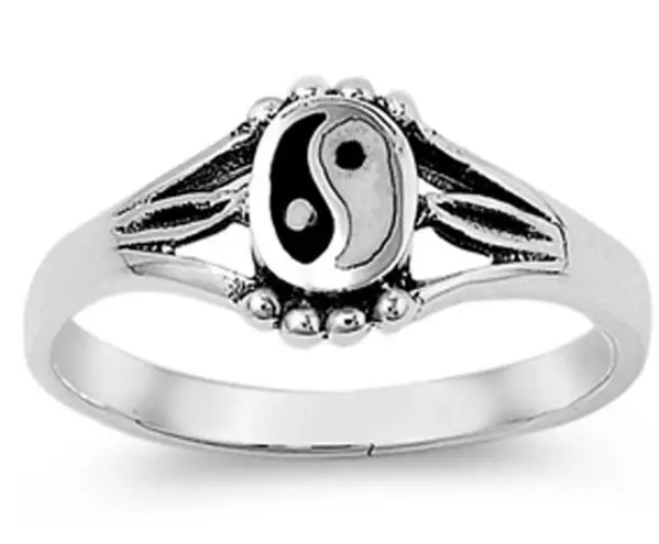 Silver Tone Yin Yang Ring Black