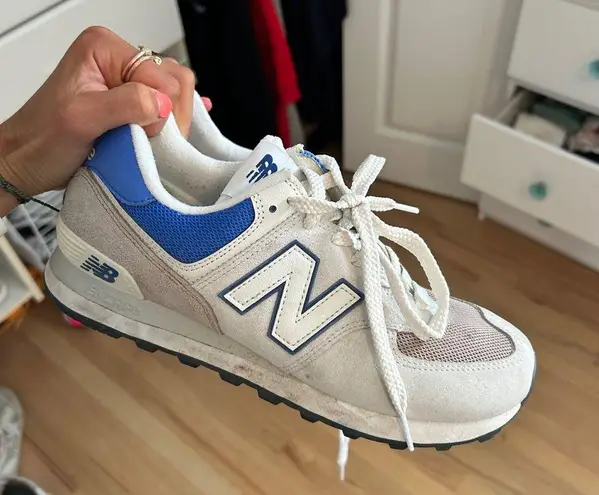 New Balance 527