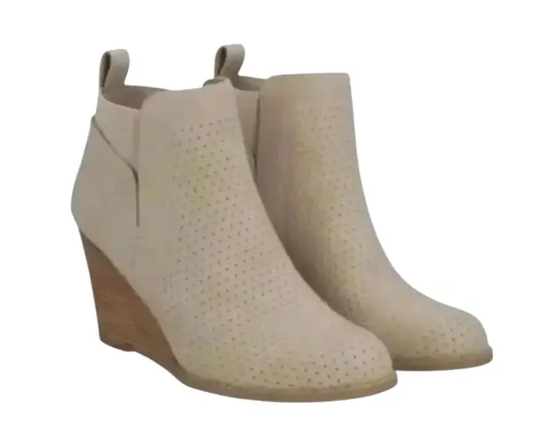 New! DV by Dolce Vita Gerdy Wedge Comfort Bootie in Beige