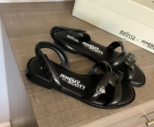 Melissa x Jeremy Scott the tube black jelly scented sandals 5