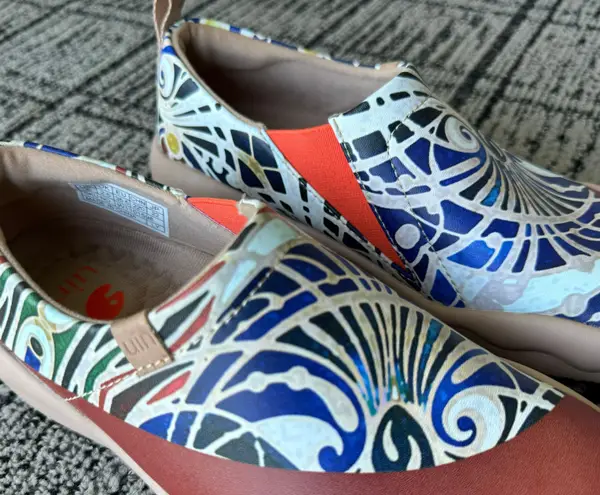 UIN Sculpture Toledo II Travel Shoes NWT Size 5