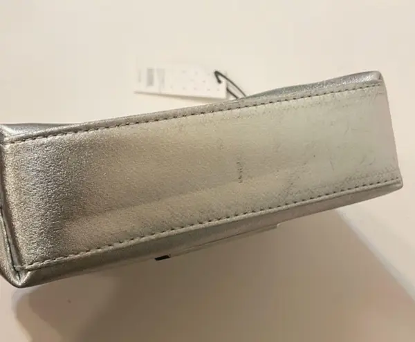 Aimee Kestenberg Amy Kestenberg SKYLER MEDIUM NEOPRENE POUCH silver metallic OS