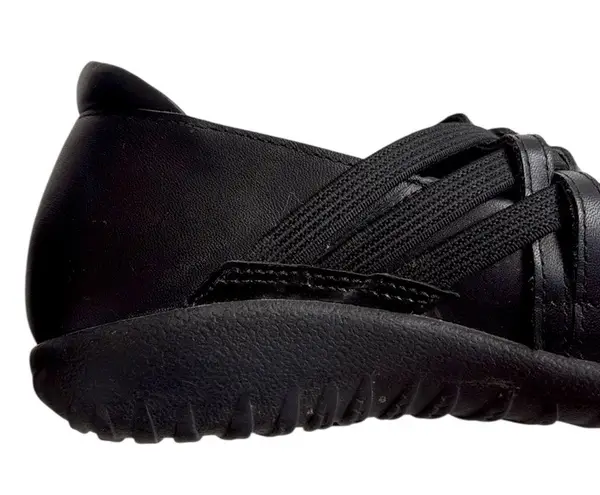 EUC NAOT Leather Strappy Mary Janes Black Size 6