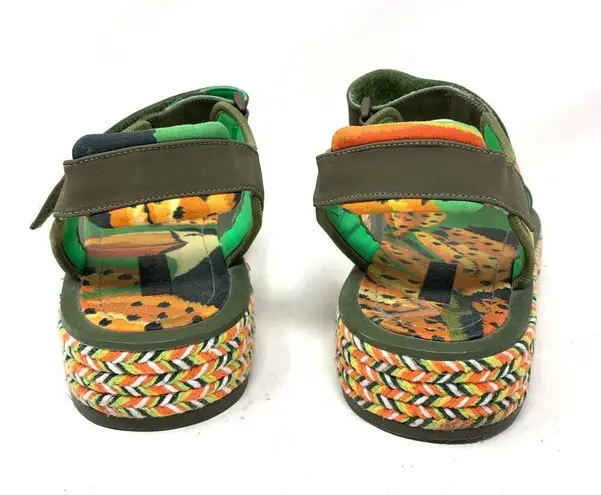 Farm Rio  Sandals Women's Size 11 Green Toucans Flatform Raffia Green Multicolor