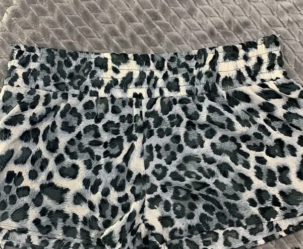 Miken Snow Leopard Print Gray Swim Shorts Cover Up Size M