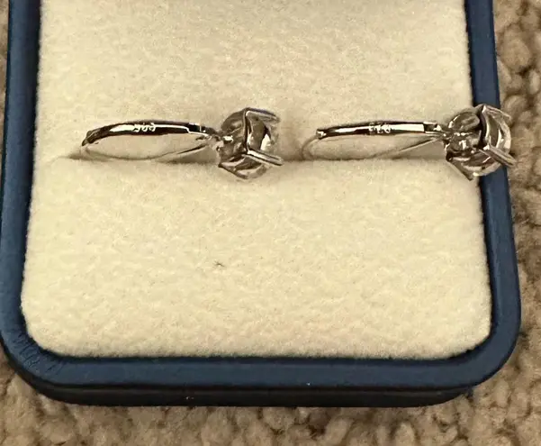 NIB 2cttw (2x1.0ct) Moissanite and Sterling Silver Drop Earrings $60 MSRP White