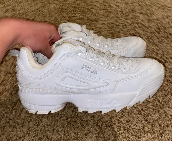 Fila white bulky shoes best sale