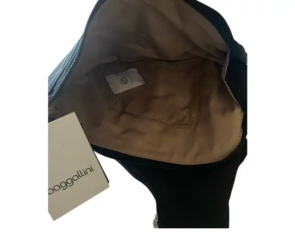 Baggallini NWT-BAGGALINI-BLACK CROSSBODY BAG
