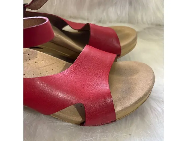 Dansko Red Leather Ankle Strap Heeled Sandals Women's Size 41 EU