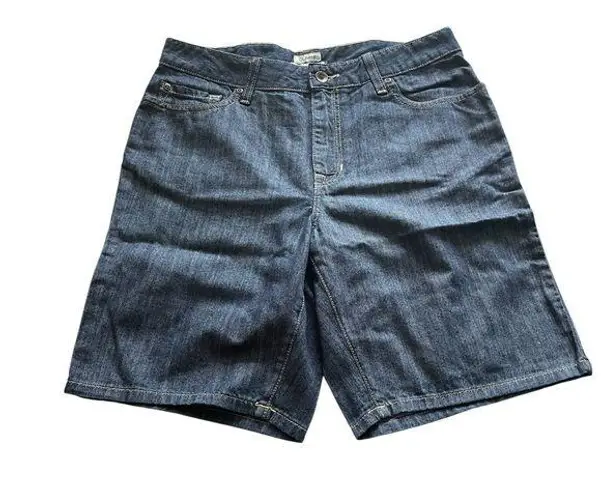 NWOT LL Bean Bermuda style lightweight denim shorts classic fit rinsed 8 Blue