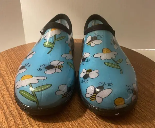 Sloggers Women Blue Bumblebee Waterproof Garden Shoes NWOT-10
