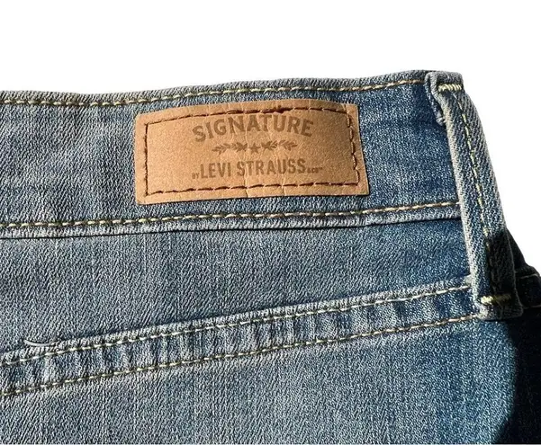 Levi's Signature Levi Strauss High-Rise Jean Skirt Size: 10 Waist Size: 30