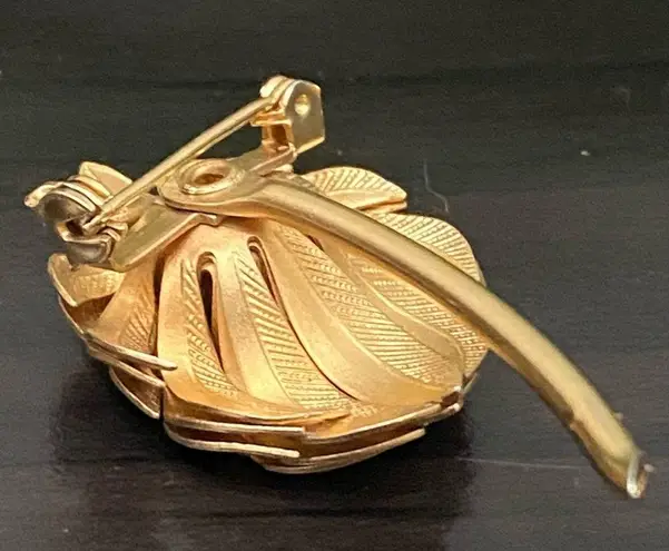 Vintage Unsigned Gold