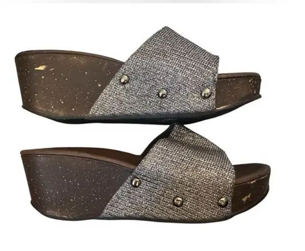 Venus Steps Women's Brown and Silver Wedge Sandals Size 39EU/ 8.5USA