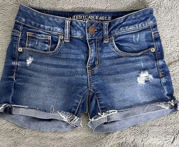 American Eagle  Women's Super Stretch Denim Jean Shorts Distressed Cutoff Size 2