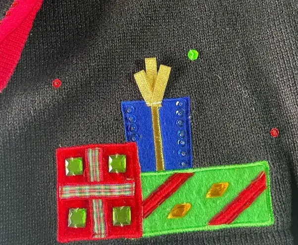 Tiara International (S) CHRISTMAS COLLECTION SWEATER BLACK/RED WITH SEQUINS NWOT