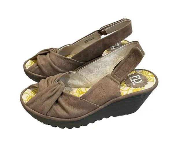 Fly London Yates Taupe Nubuck Wedge Sandal, Sz 39