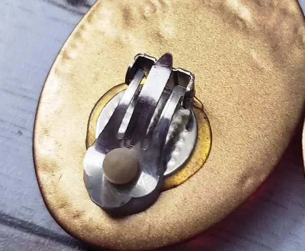 Vintage Clip On Earrings Red Large Oval (One A Bit Smaller Than The Other)