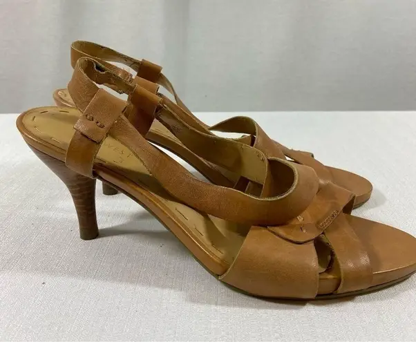 Nine West Camel Leather Kitten Heel Newbryonie Slingback Sandals Size 8.5M Tan
