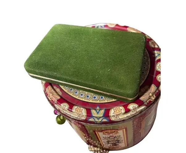 Gorgeous JCPenny Jewelry Box Loaded with Pearl Jewelry