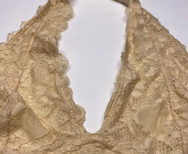 Kaitlyn  Halter Bralette